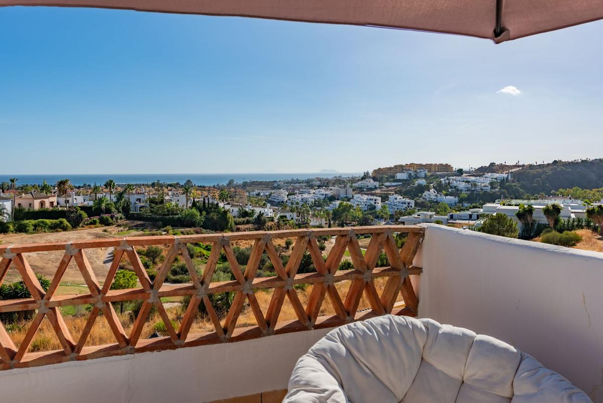 Townhouse Terraced in New Golden Mile
