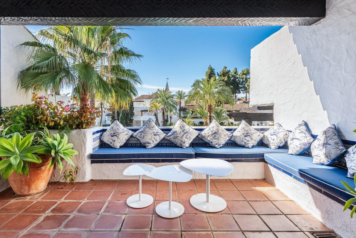 Apartment Penthouse in Marbella