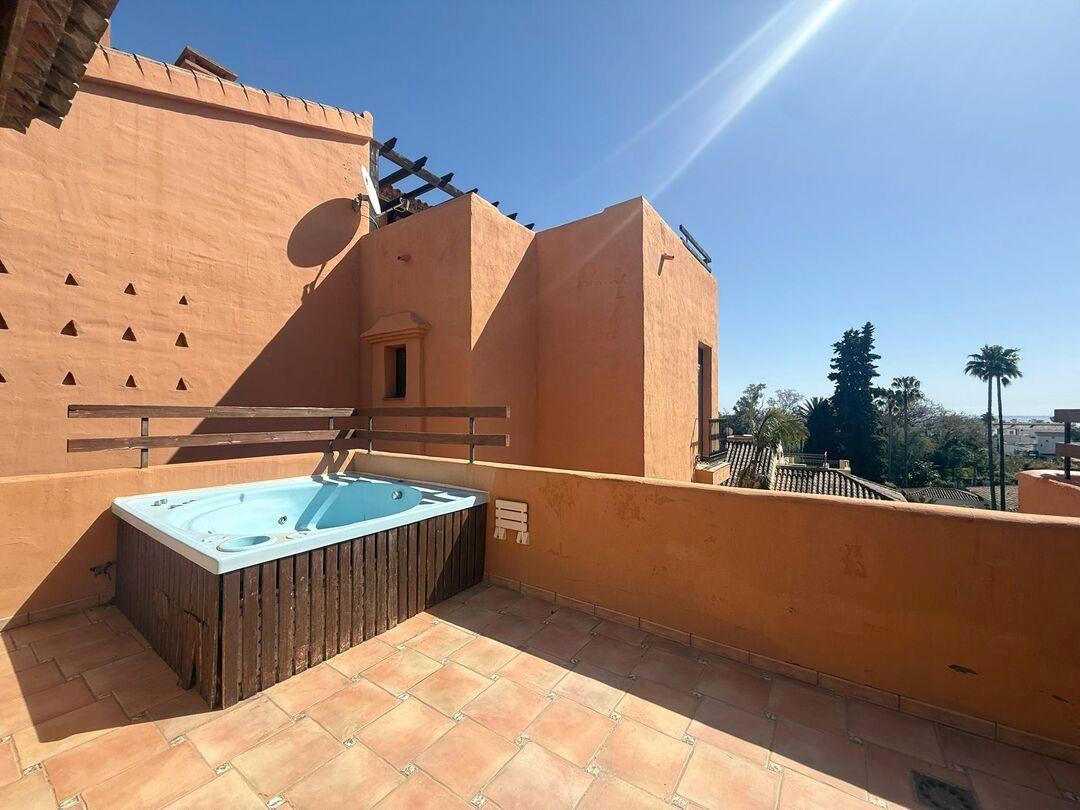 Apartment Duplex in Estepona