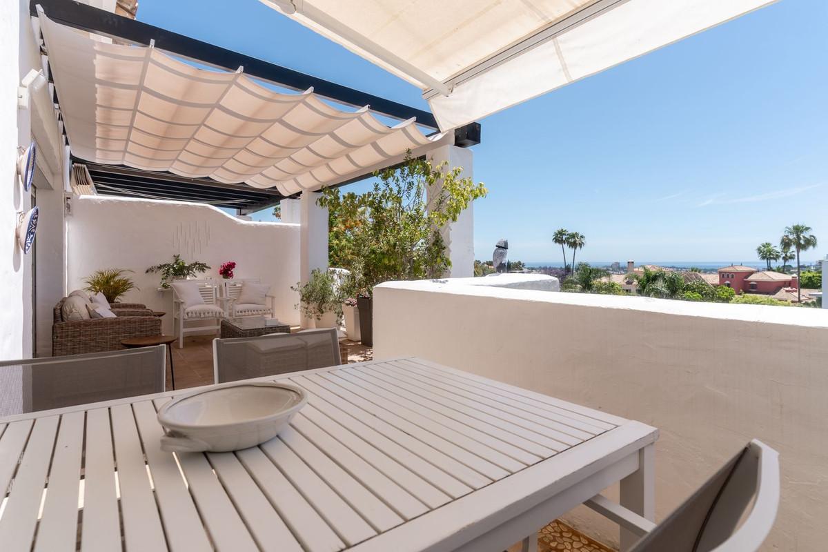 Apartment Penthouse in Nueva Andaluc&iacute;a