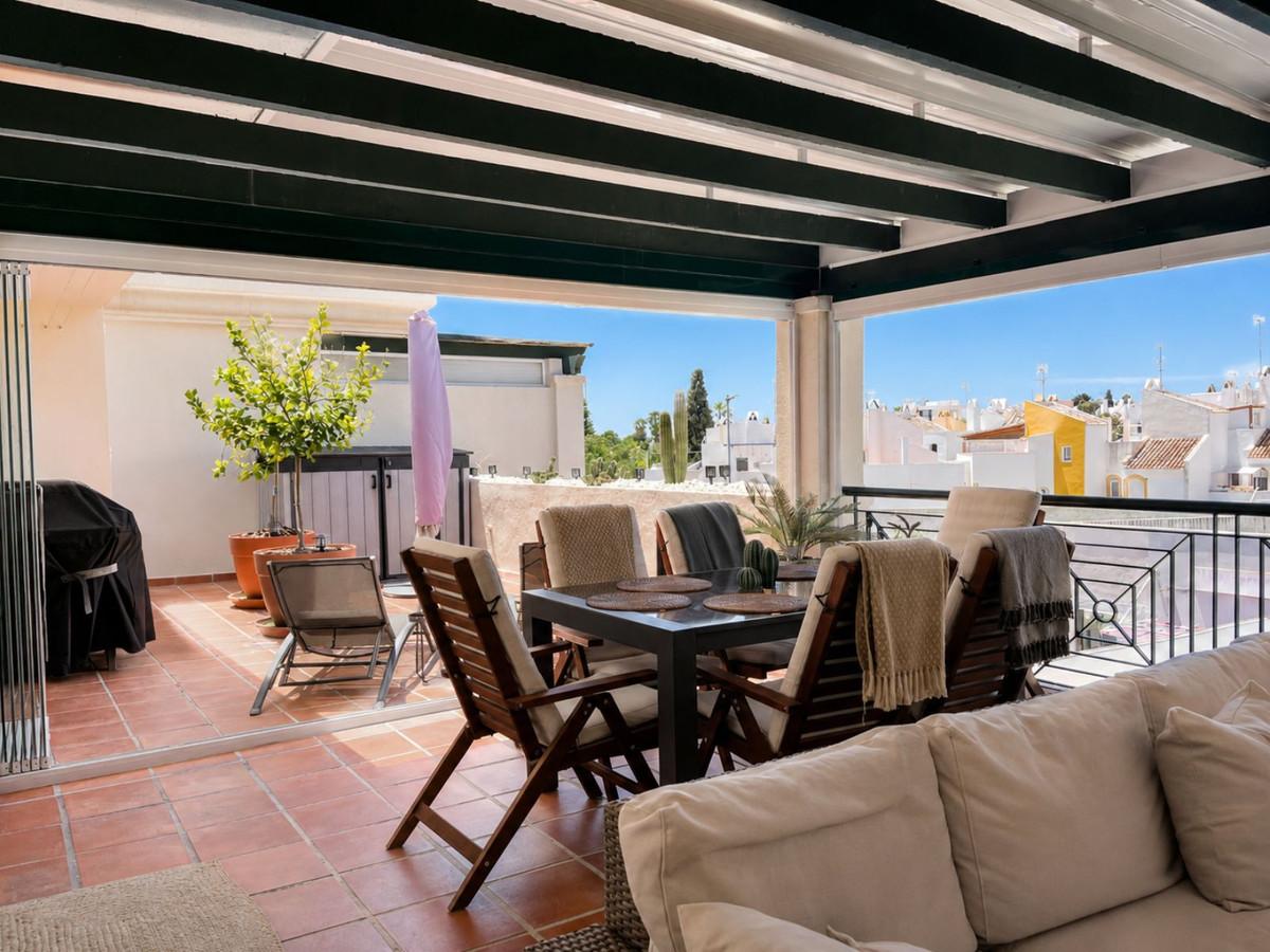Apartment Penthouse in Nueva Andaluc&iacute;a