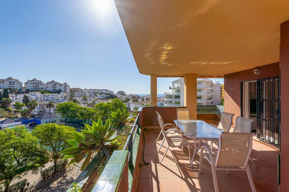 Apartment Middle Floor in Benalmadena Costa