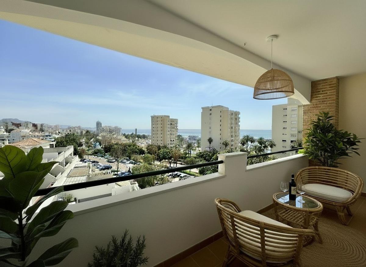 Apartment Middle Floor in Estepona