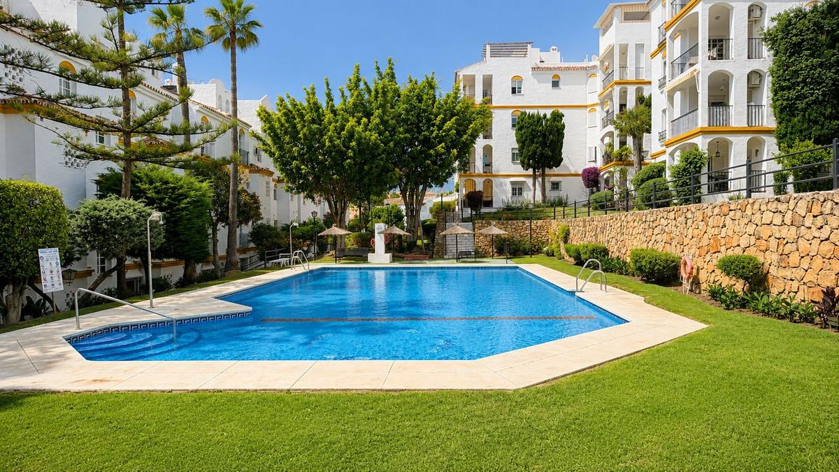 Apartment Middle Floor in Atalaya