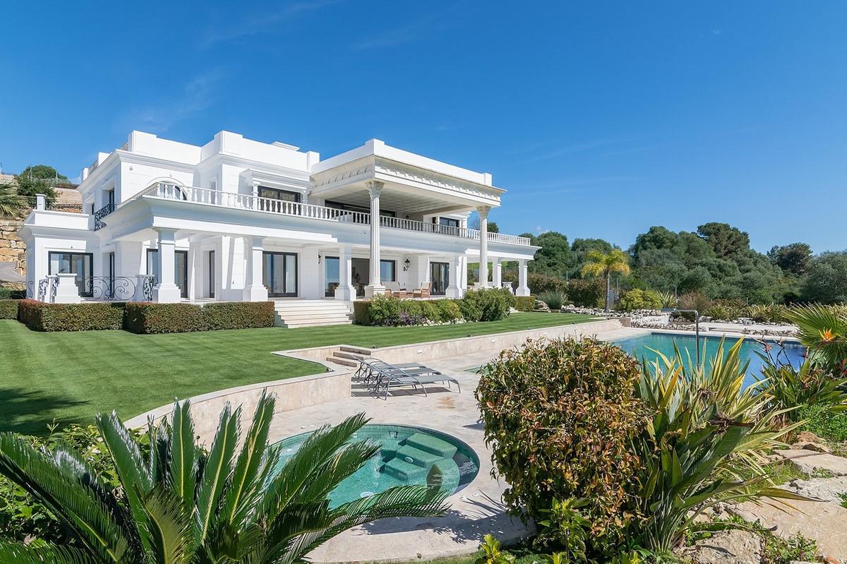 Villa Detached in Sotogrande