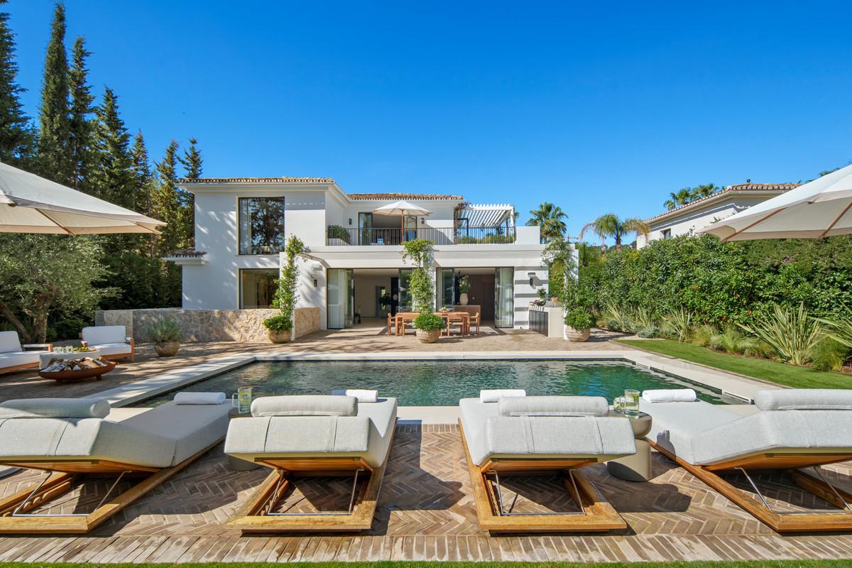 Villa Detached in Nueva Andaluc&iacute;a