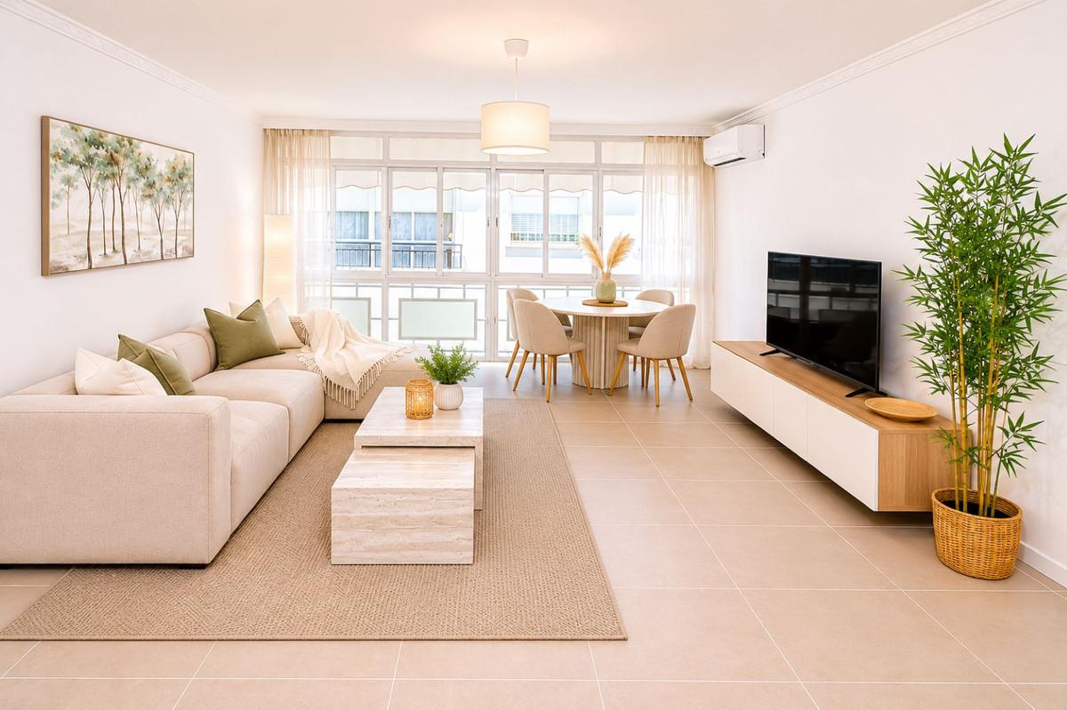 Apartment Penthouse in Estepona