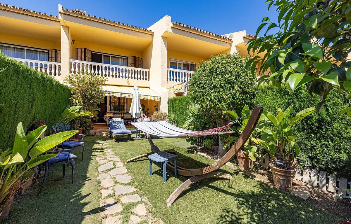 Townhouse Terraced in Torrequebrada