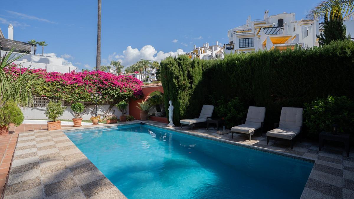 Villa Detached in Marbella