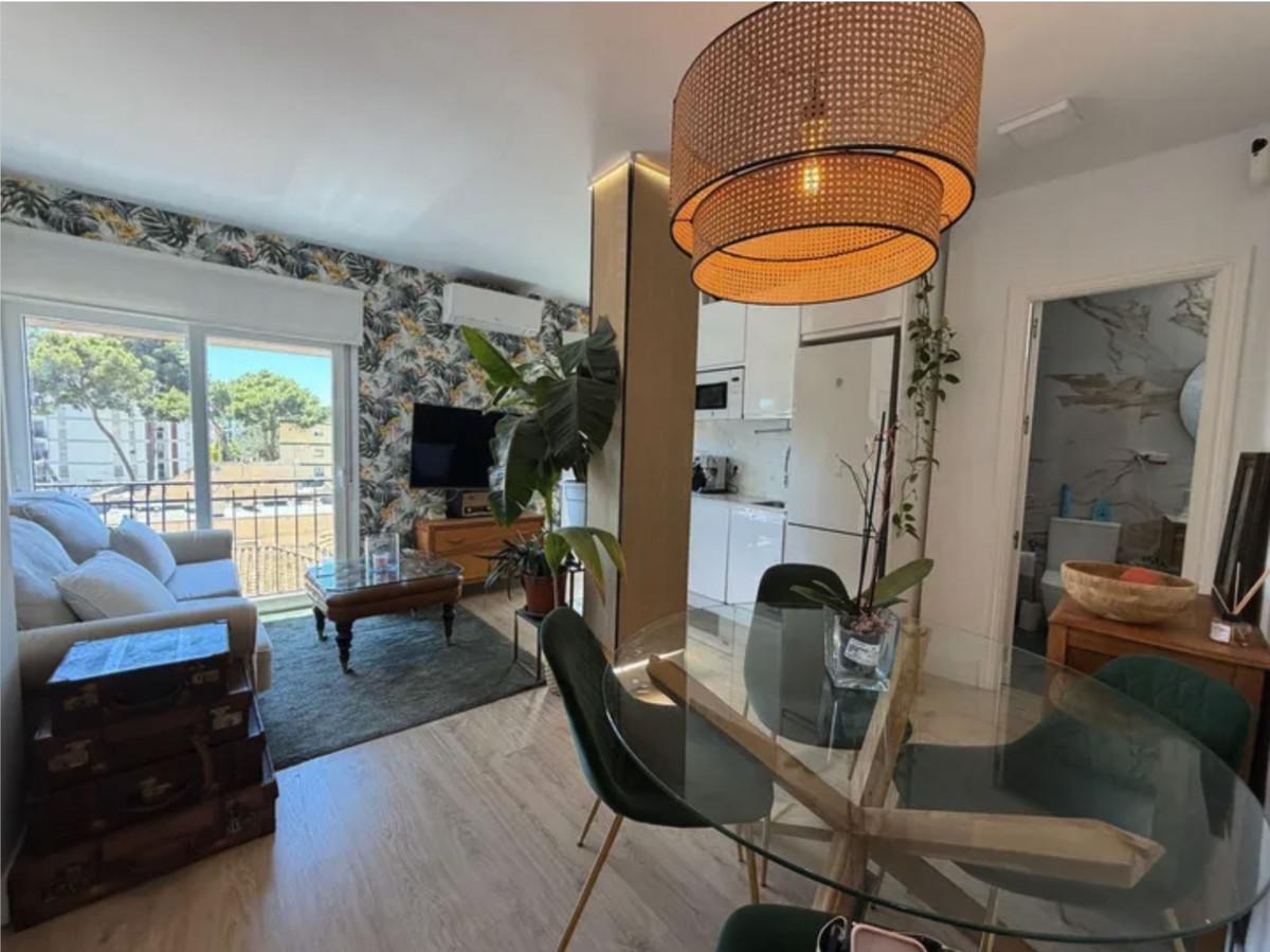 Apartment Middle Floor in Torremolinos