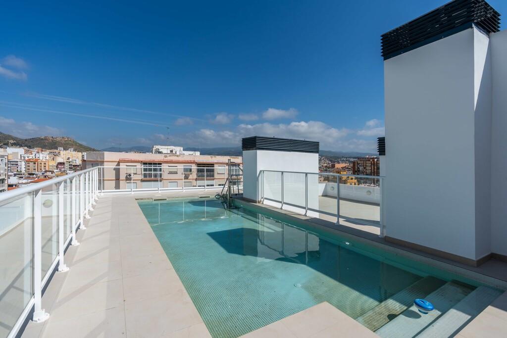 Apartment Middle Floor in M&aacute;laga Centro