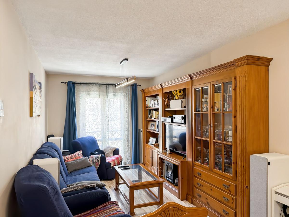 Apartment Middle Floor in La Victoria