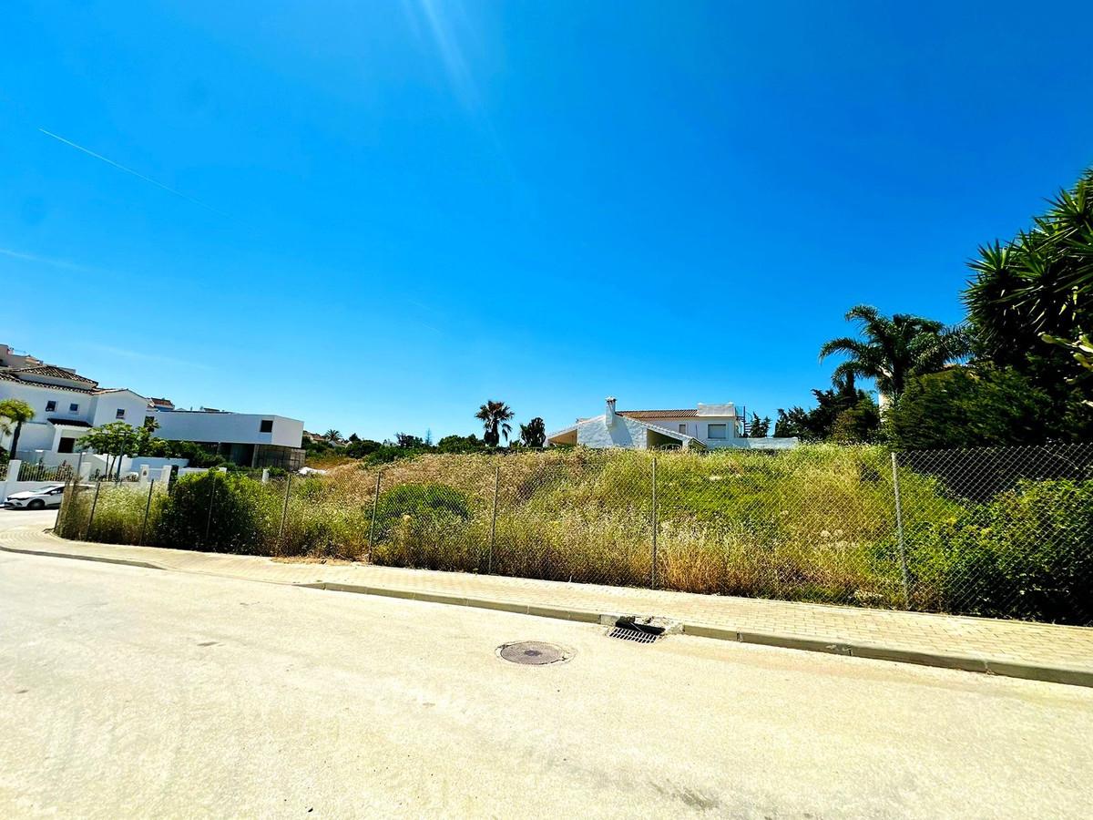 Plot Residential in Casares Playa