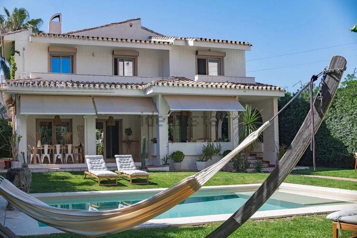 Villa Detached in Torremolinos