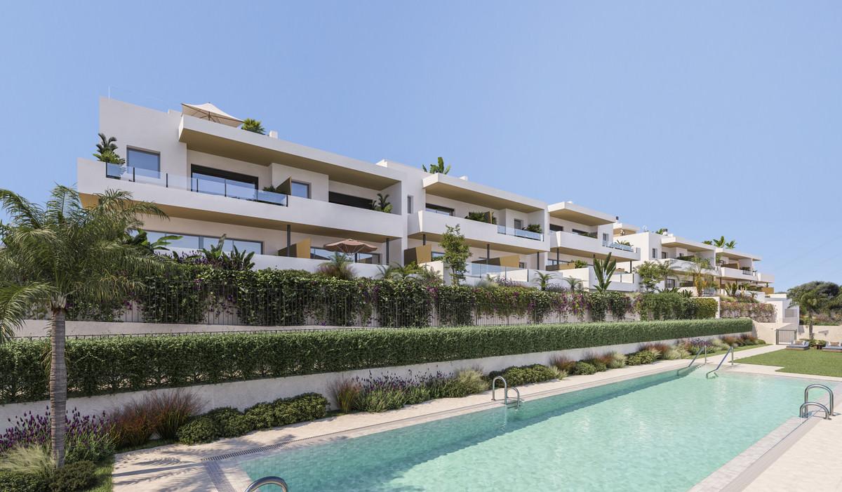 Villa Semi Detached in Estepona