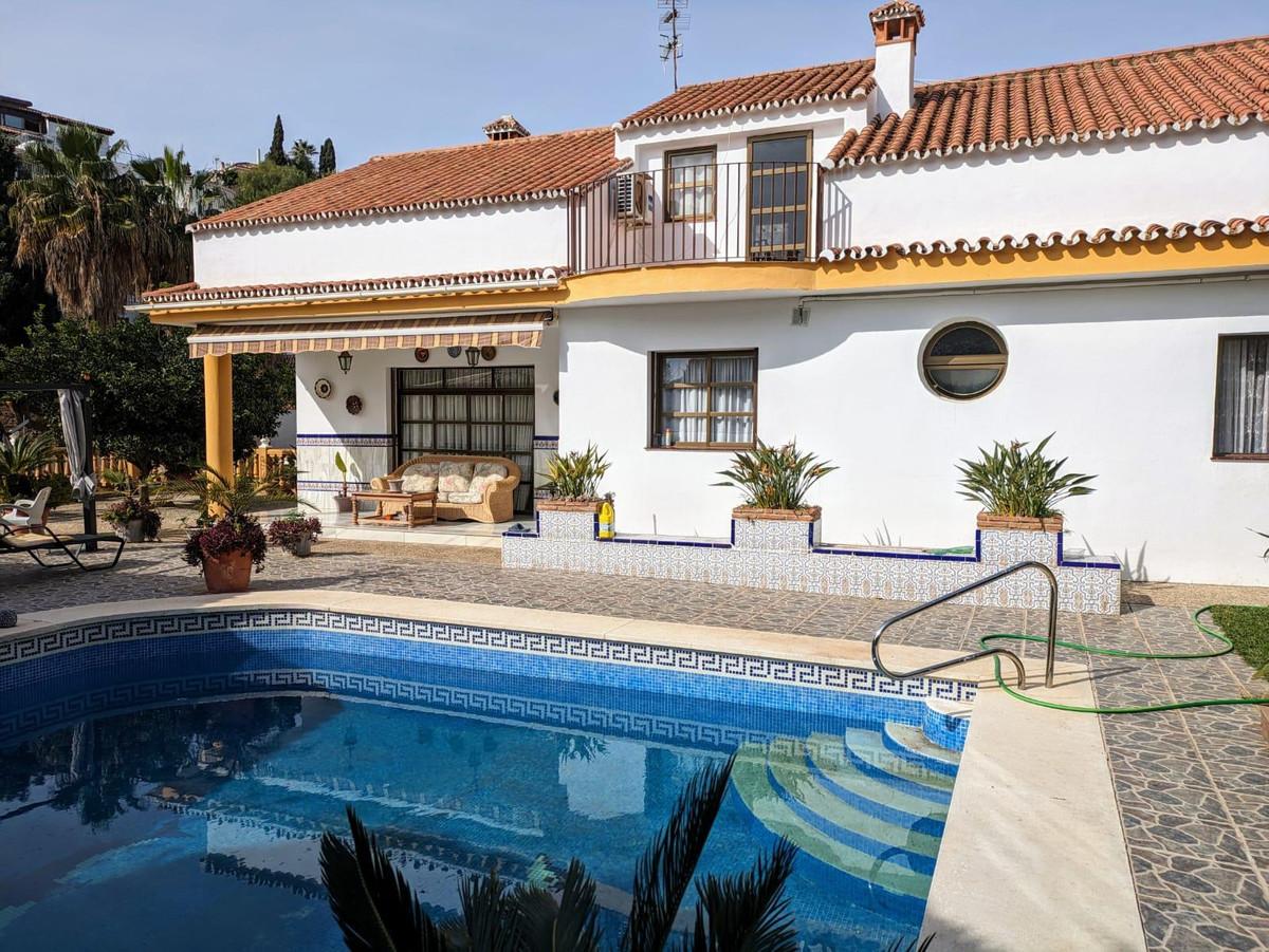 Villa Detached in Benalmadena