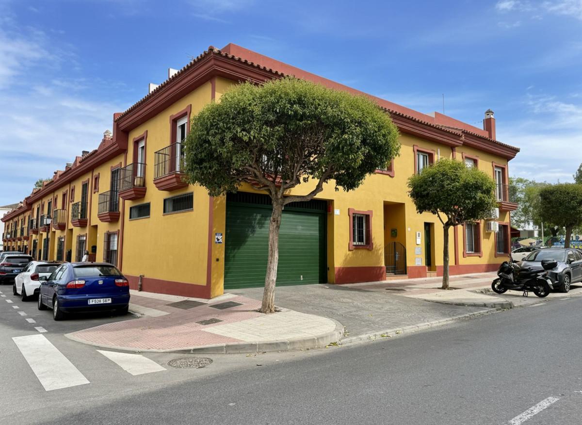 Townhouse Terraced in San Pedro de Alc&aacute;ntara