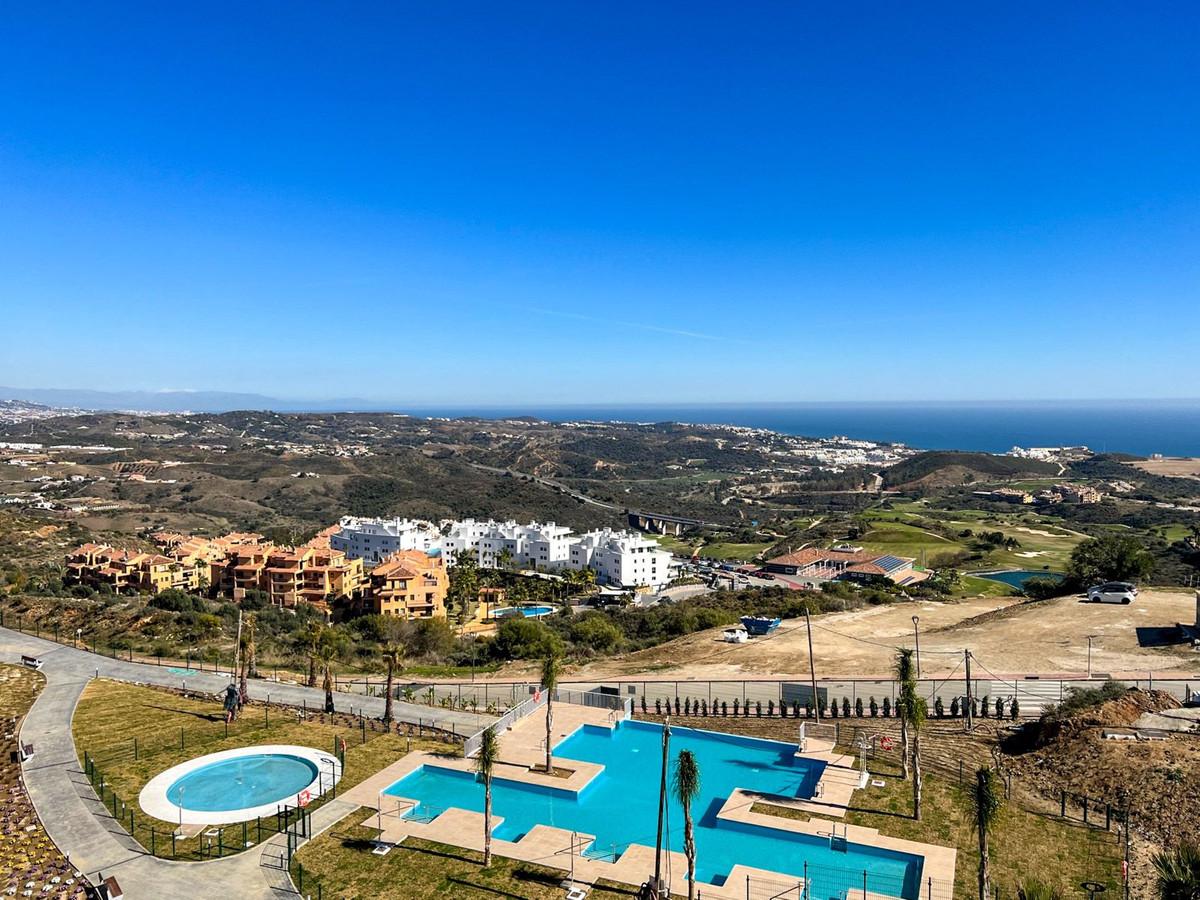 Apartment Middle Floor in Calanova Golf