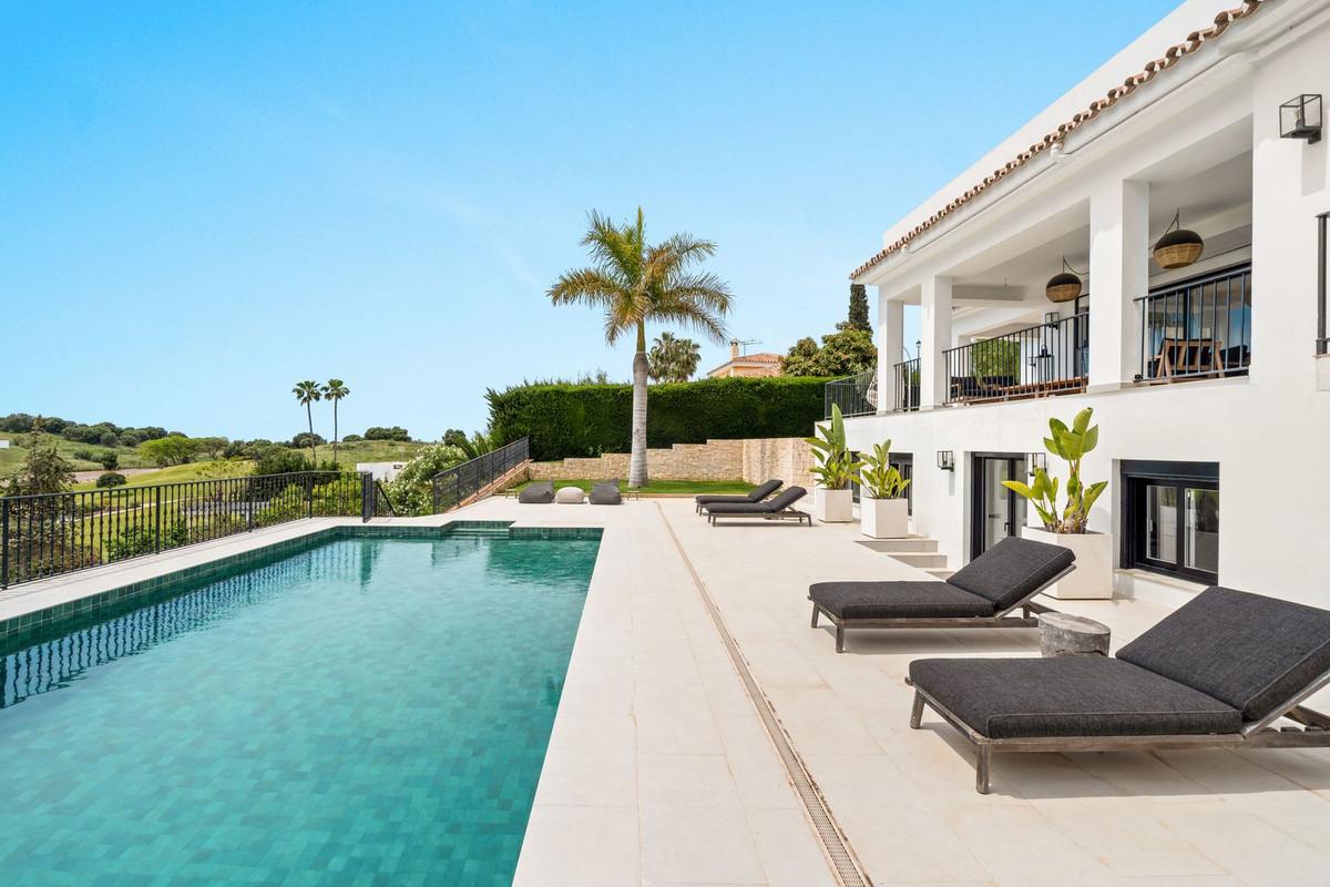 Villa Detached in El Paraiso