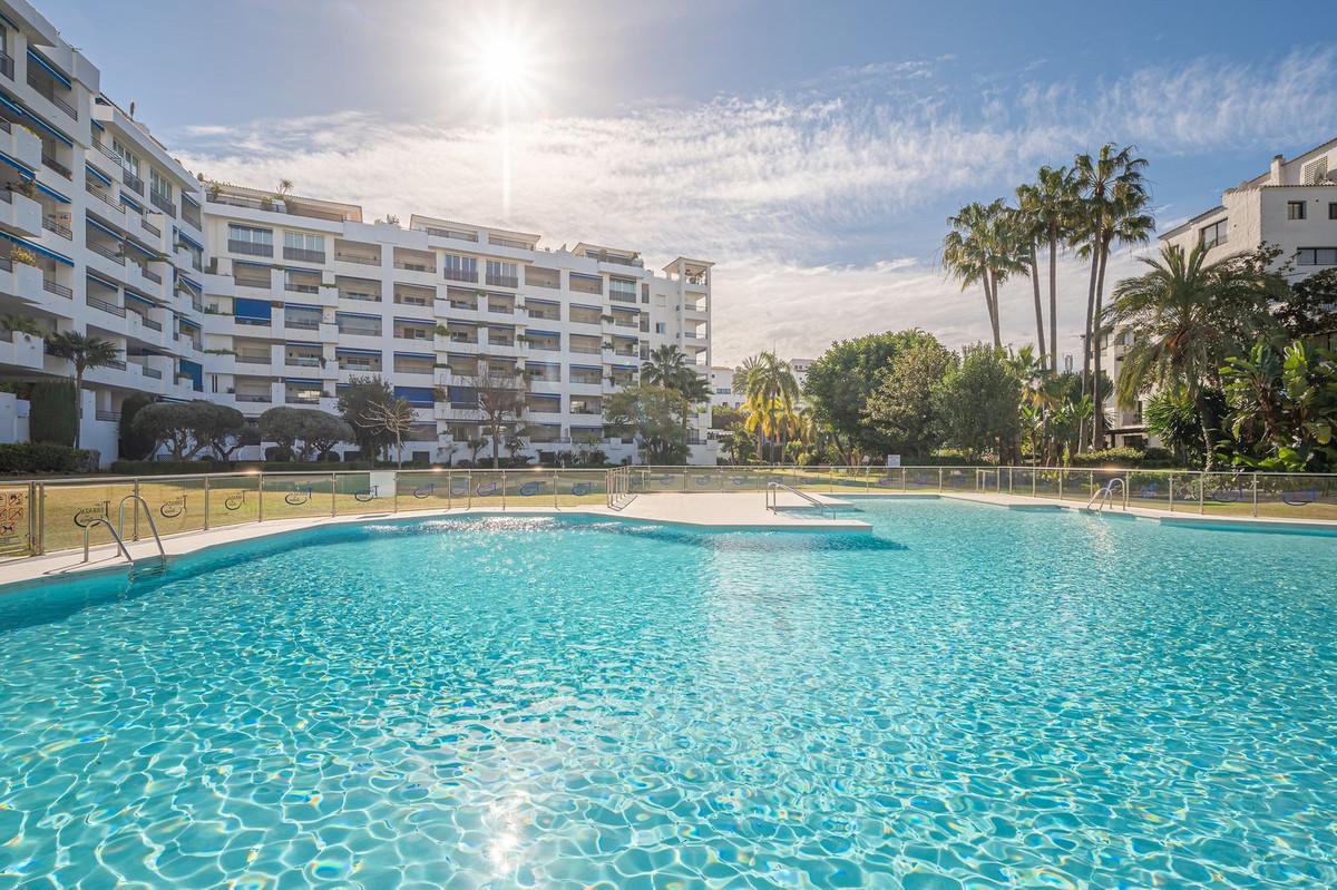 Apartment Penthouse Duplex in Puerto Ban&uacute;s