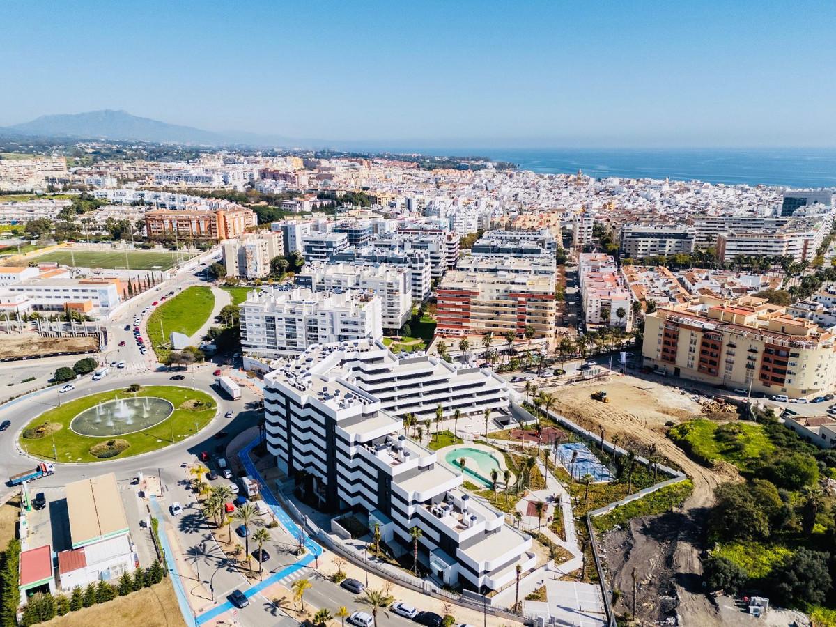 Apartment Penthouse in Estepona