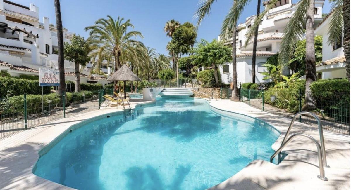 Apartment Ground Floor in Elviria