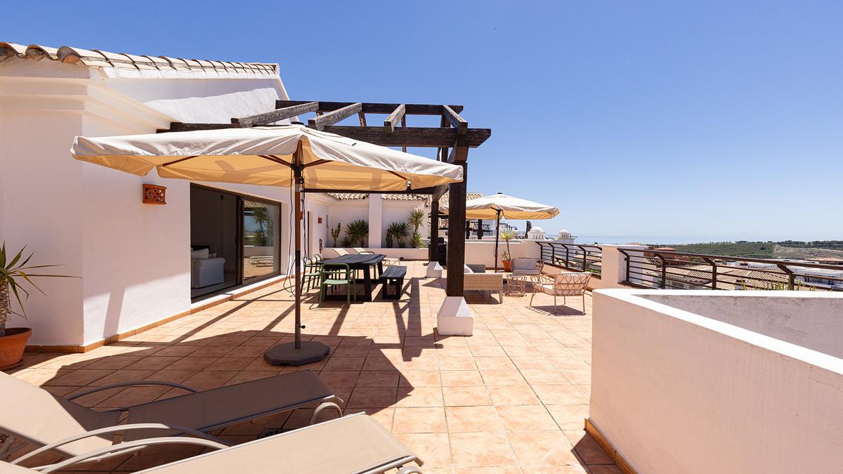 Apartment Penthouse in Casares