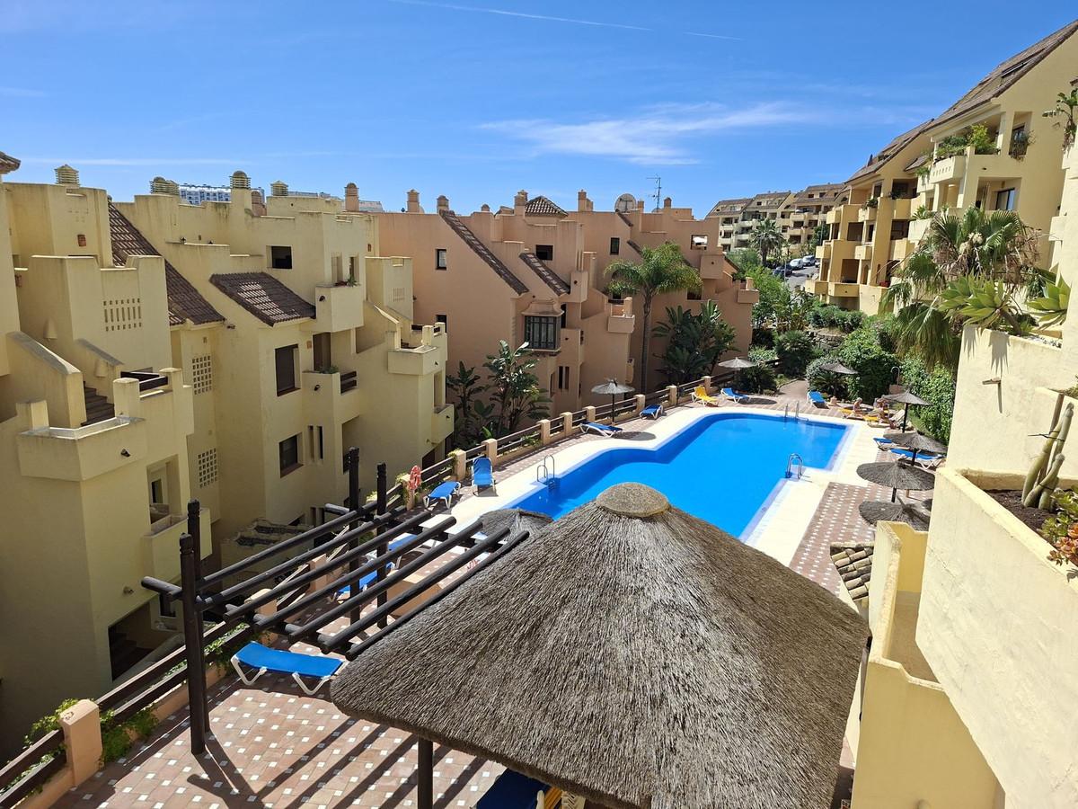 Apartment Ground Floor in La Duquesa
