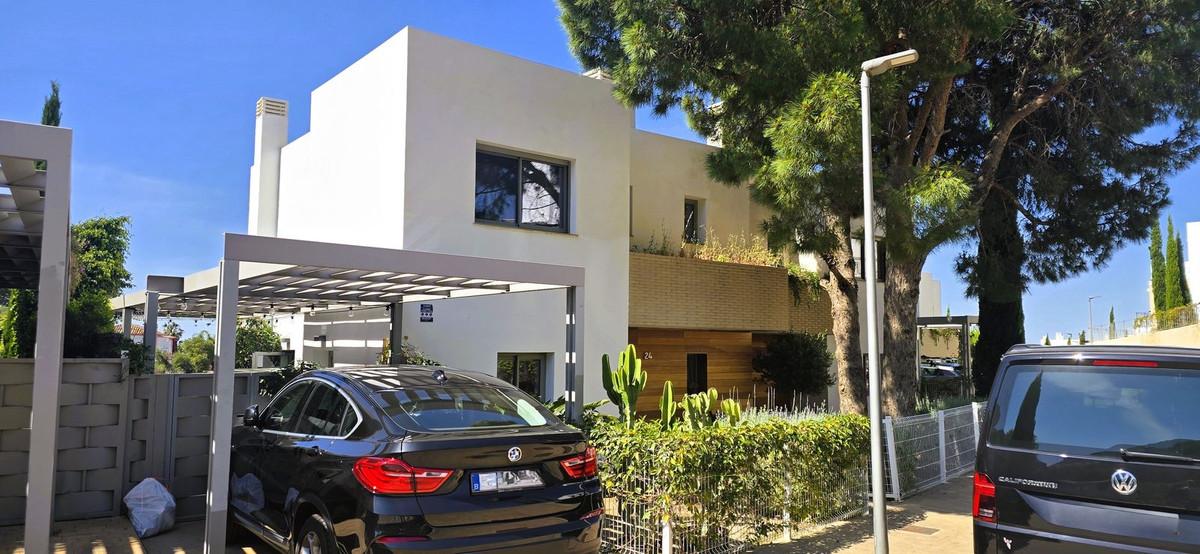 Villa Semi Detached in Mijas Costa
