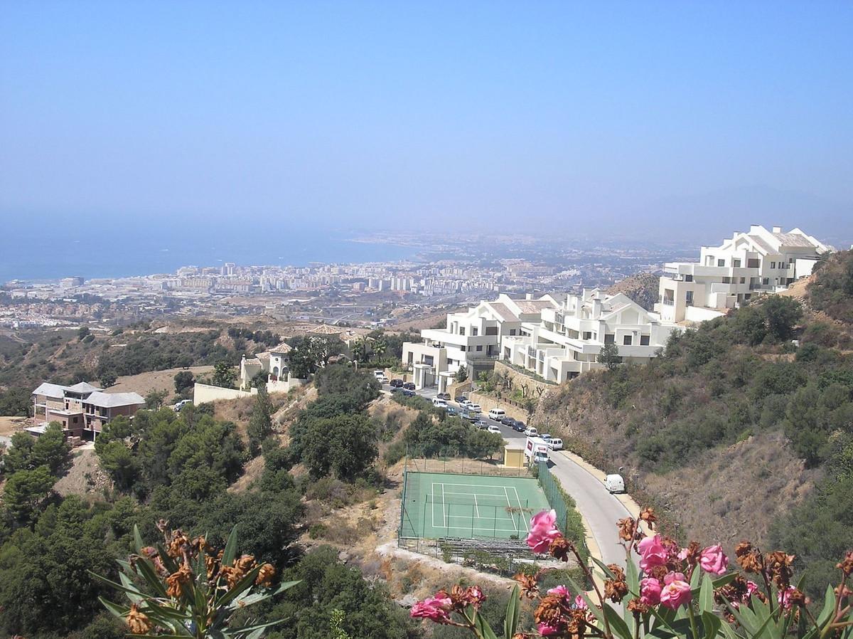Apartment Ground Floor in Altos de los Monteros
