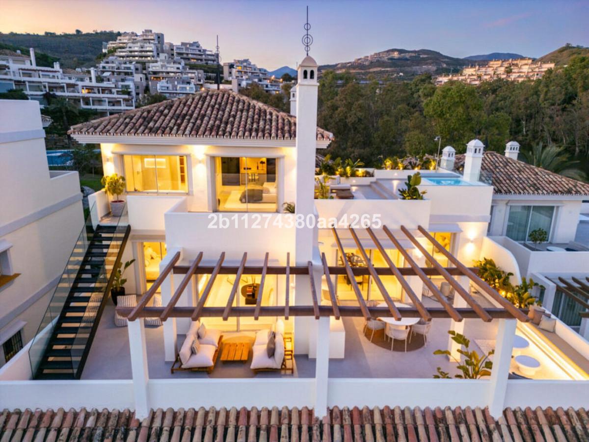 Apartment Penthouse Duplex in Marbella