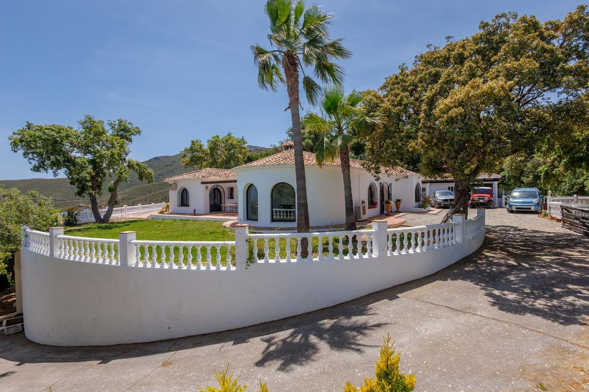 Villa Detached in Alhaur&iacute;n el Grande