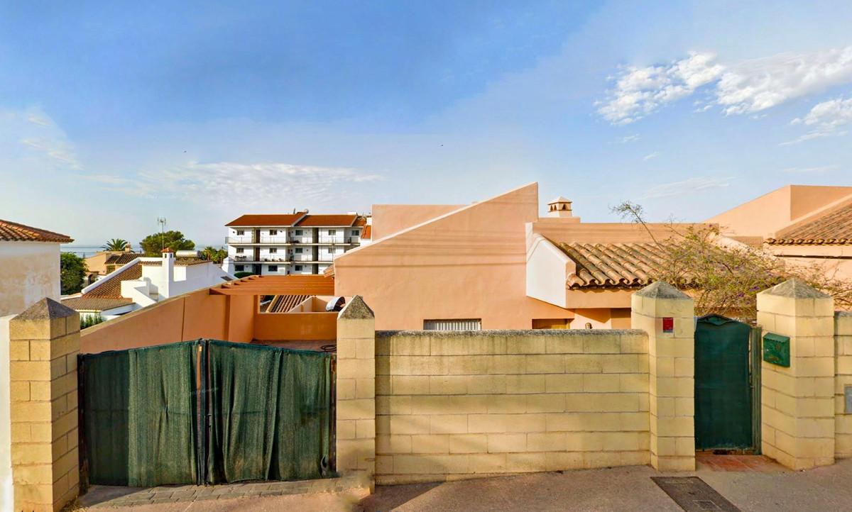 Villa Detached in El Faro