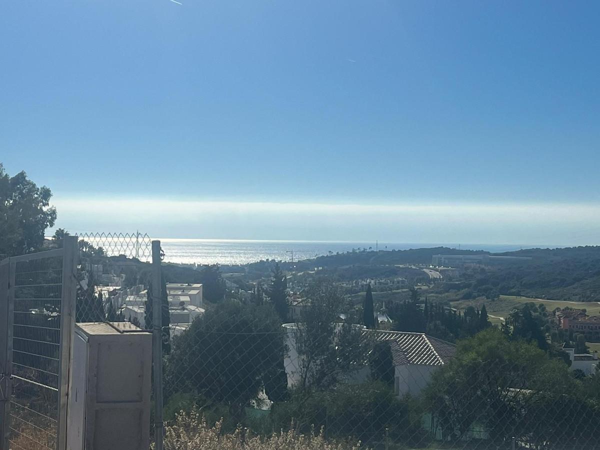 Plot Residential in Estepona