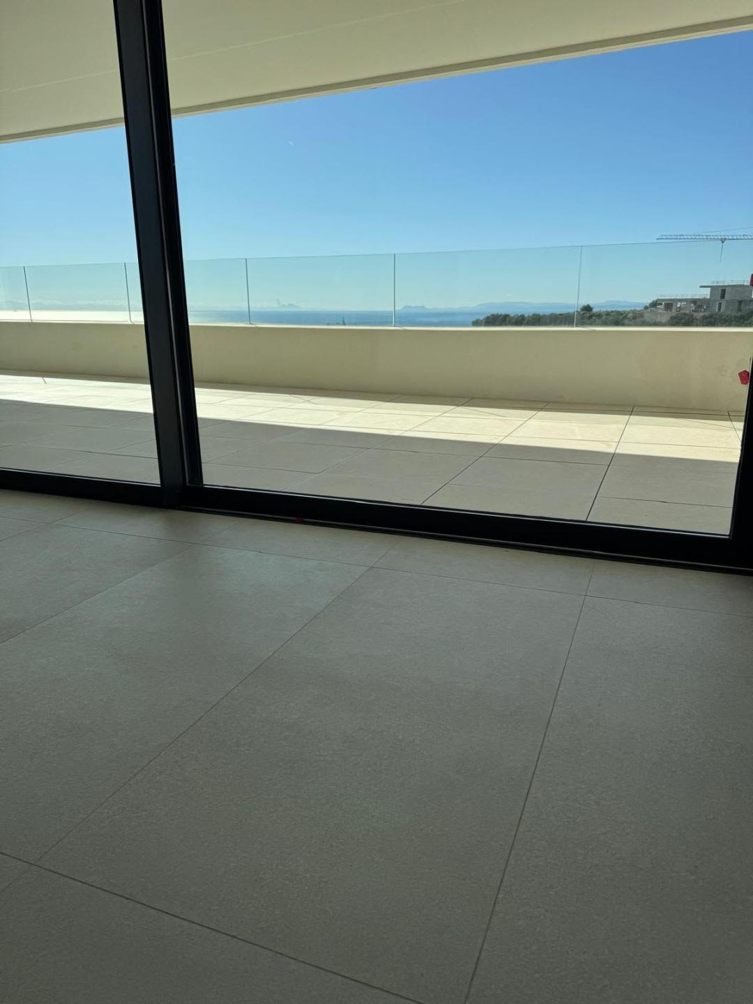 Apartment Middle Floor in Altos de los Monteros