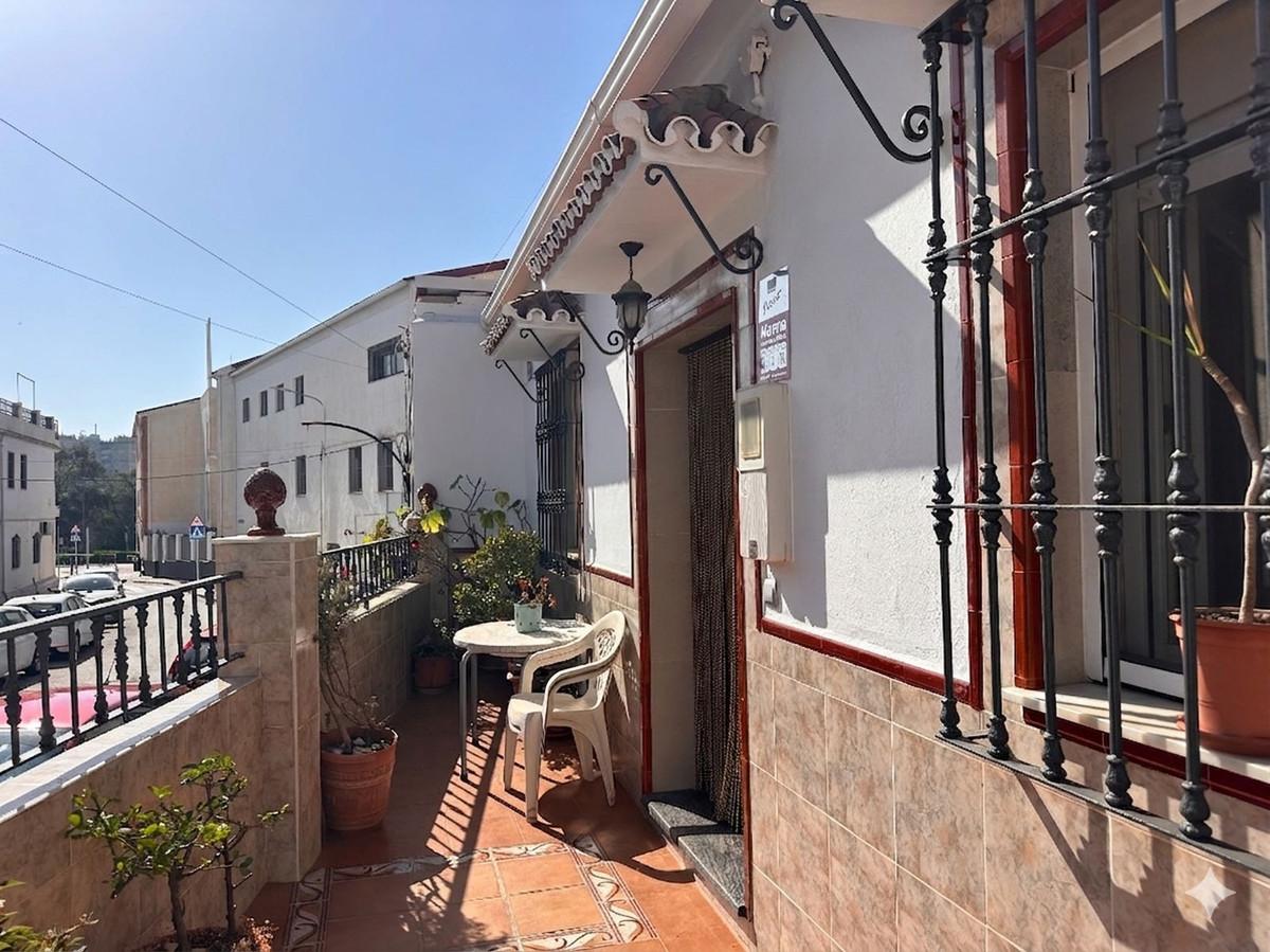 Townhouse Semi Detached in M&aacute;laga Centro
