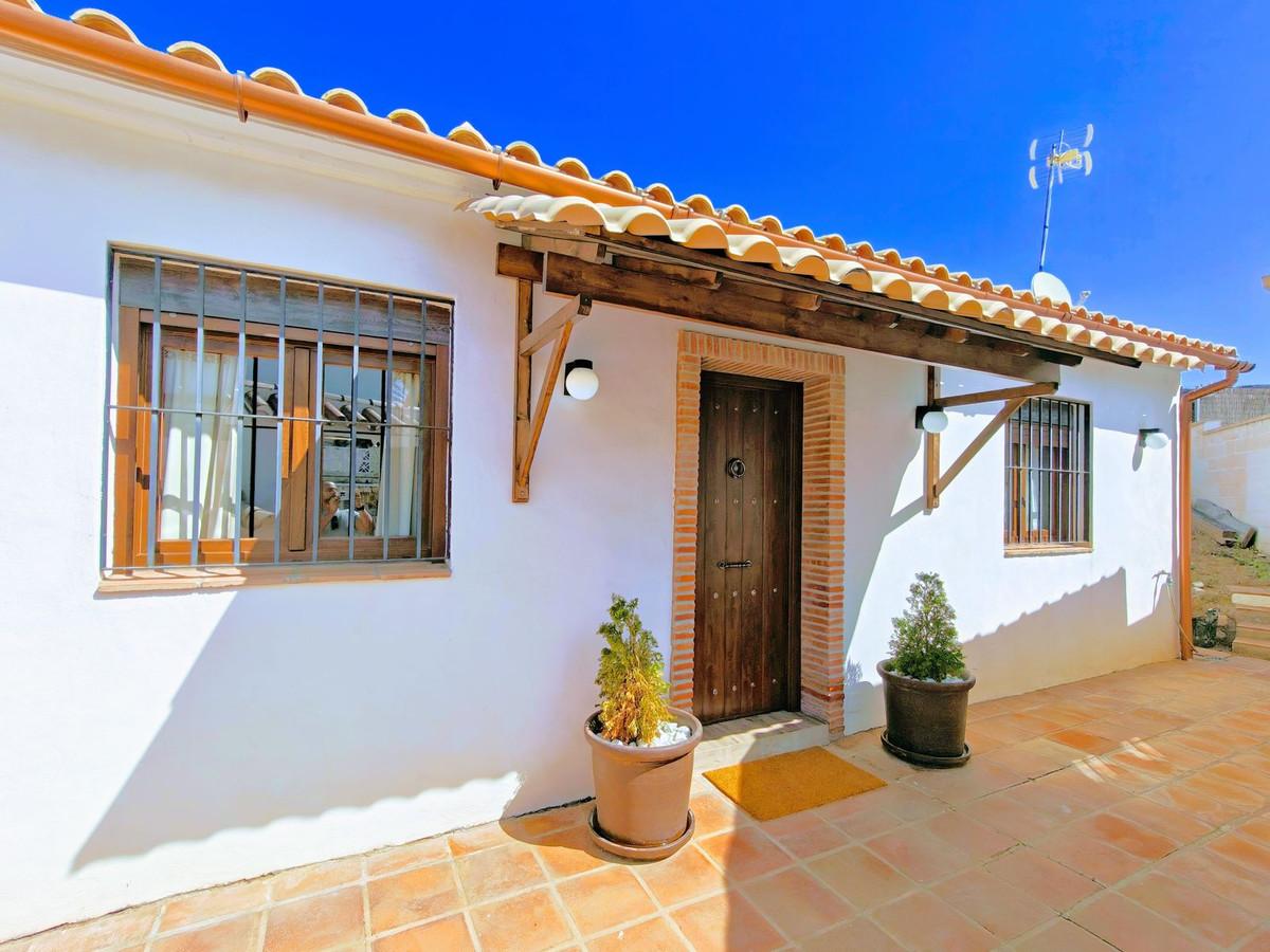 Villa Detached in El Faro