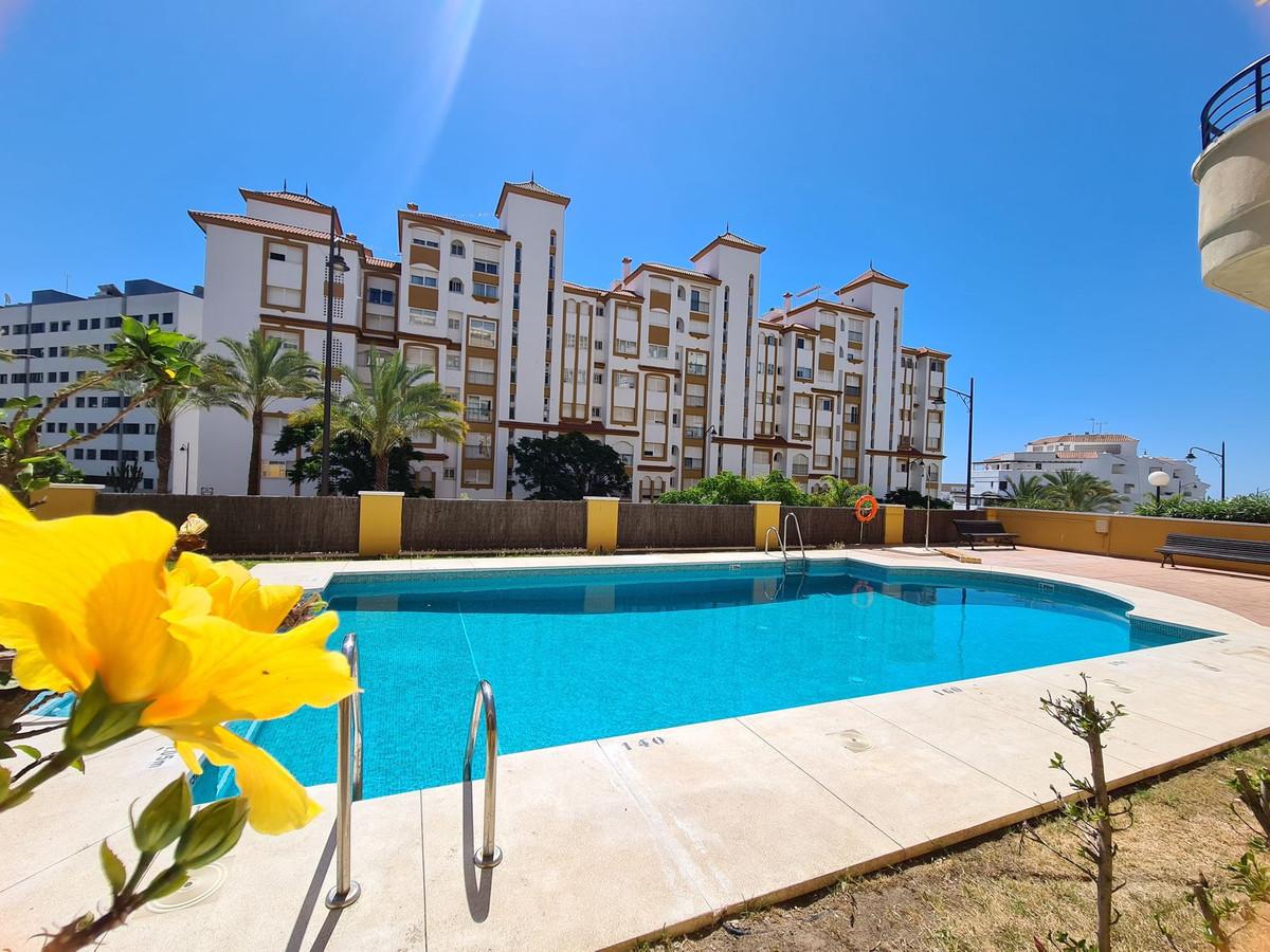 Apartment Middle Floor in Estepona