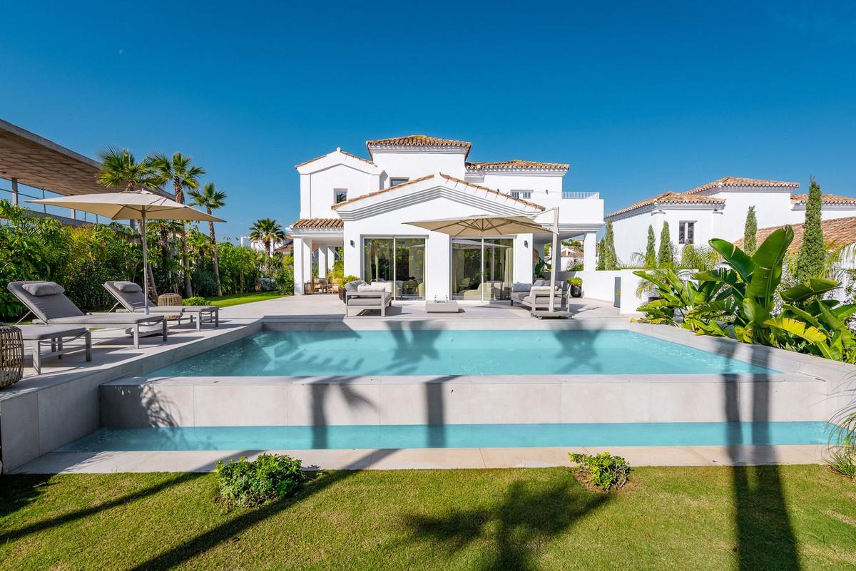 Villa Detached in Casares Playa
