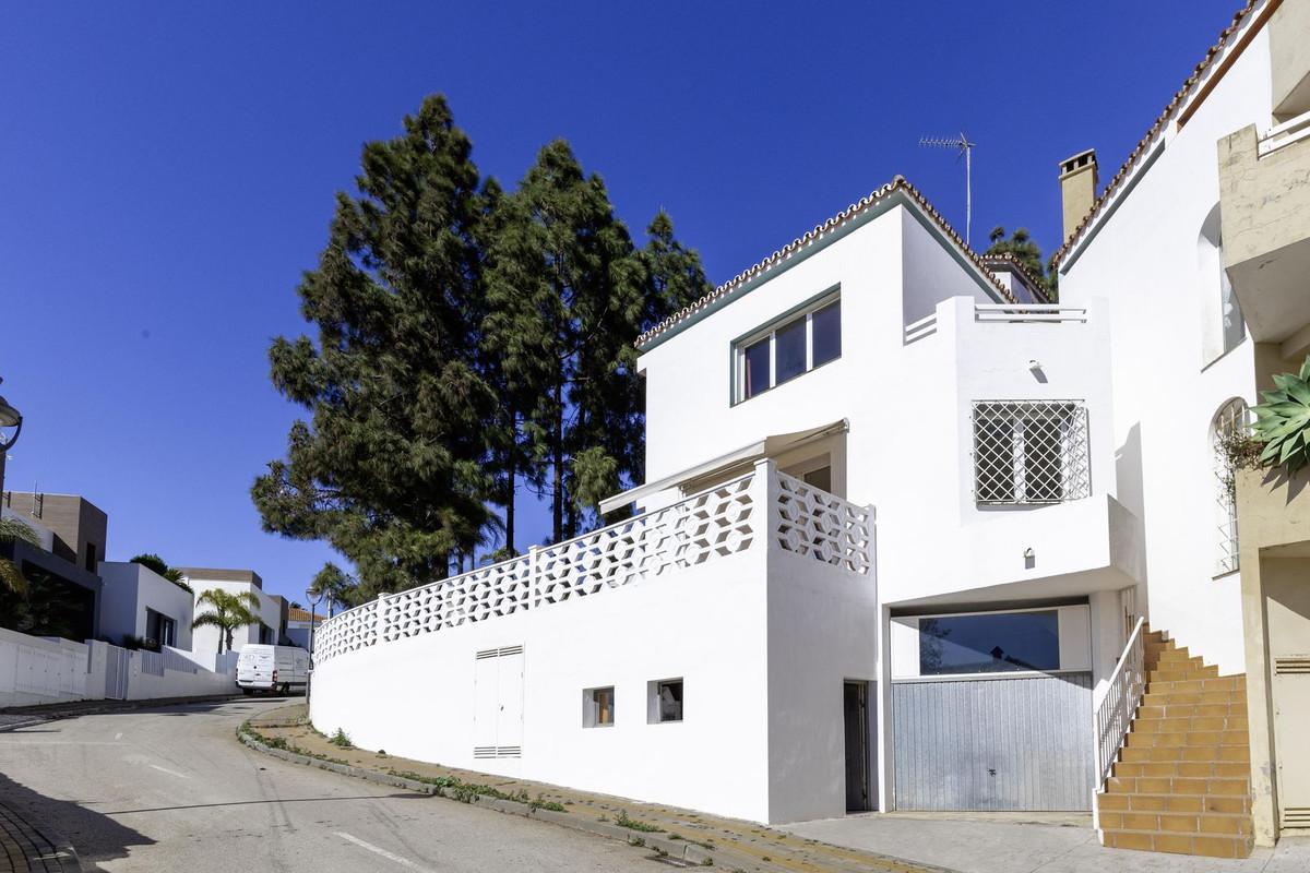 Villa Detached in Marbella