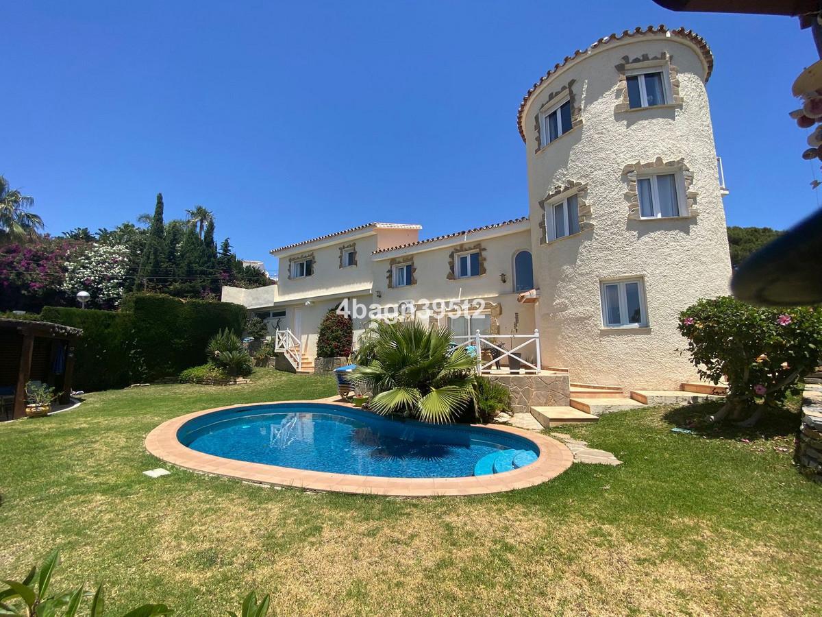 Villa Detached in El Faro