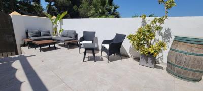 R5411449, Villa Detached in El Faro