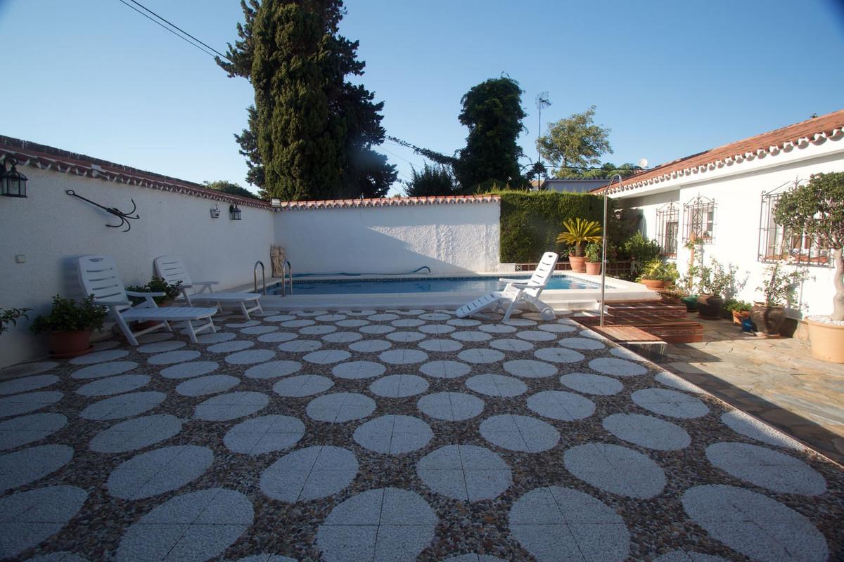 Villa Semi Detached in Casares