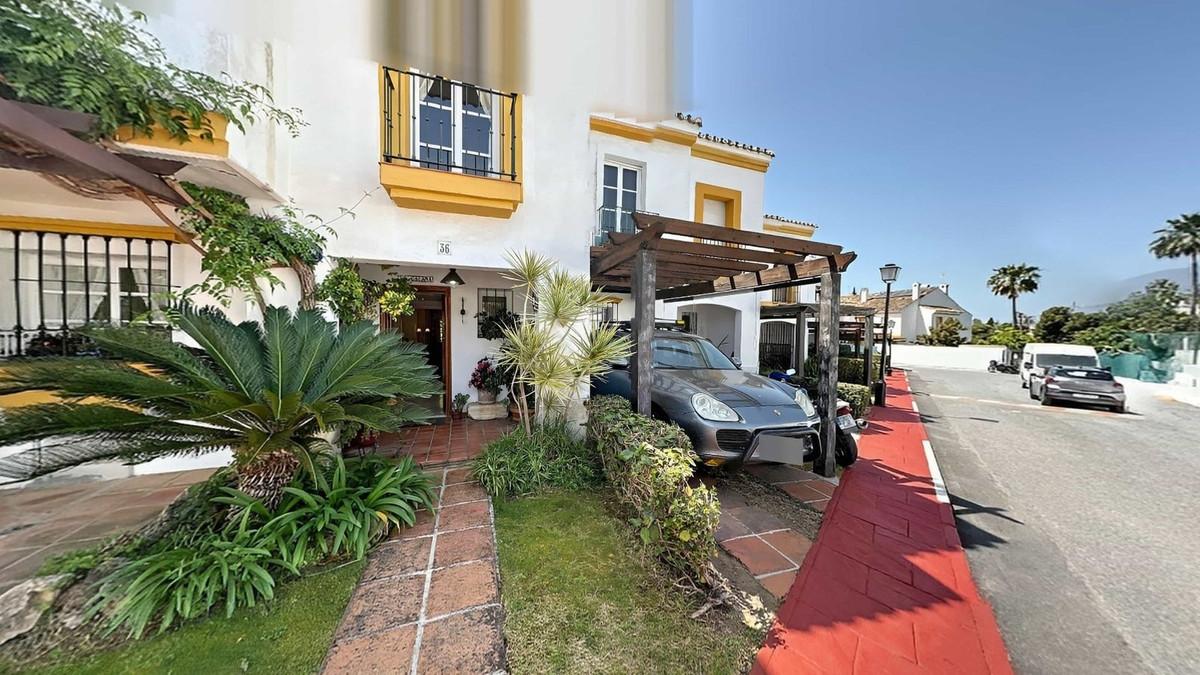 Townhouse Semi Detached in Atalaya