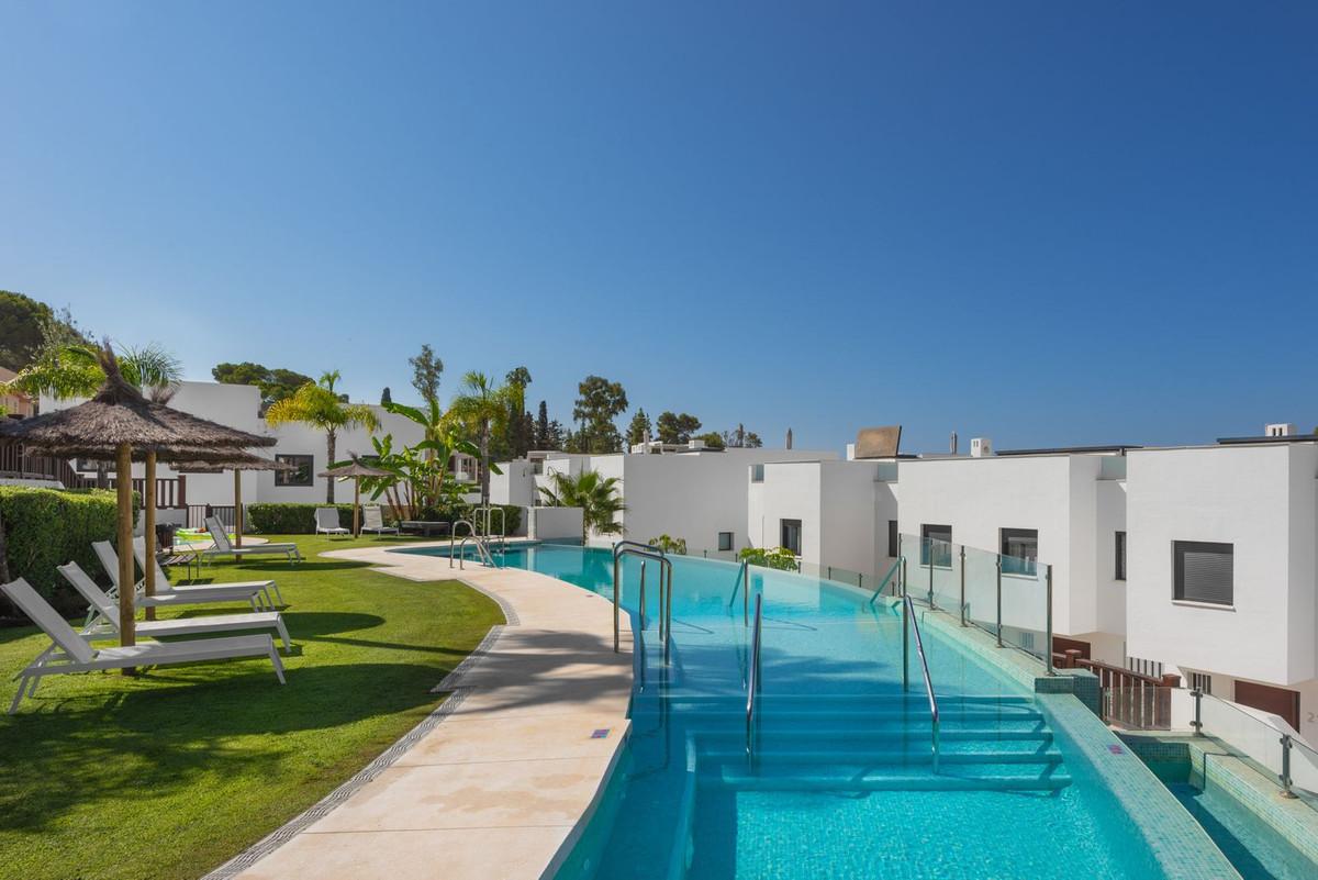 Townhouse Terraced in The Golden Mile
