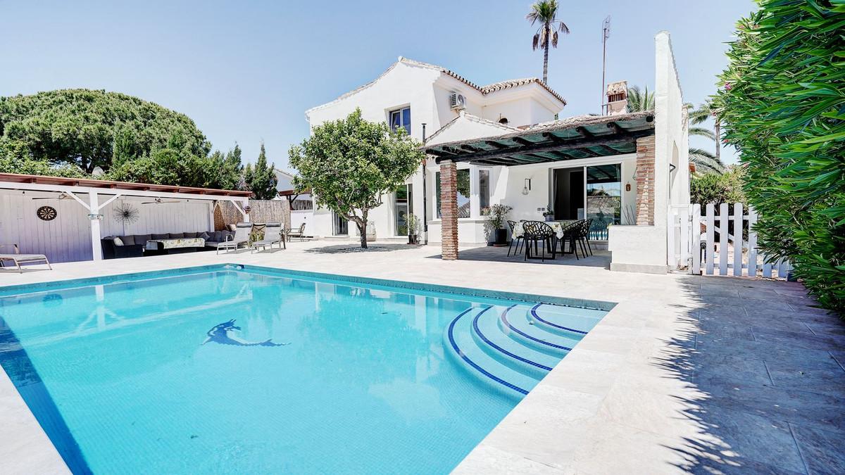 Villa Detached in Calahonda