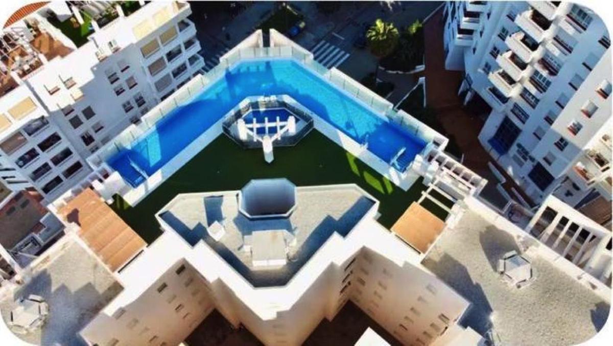 Apartment Middle Floor in Nueva Andaluc&iacute;a