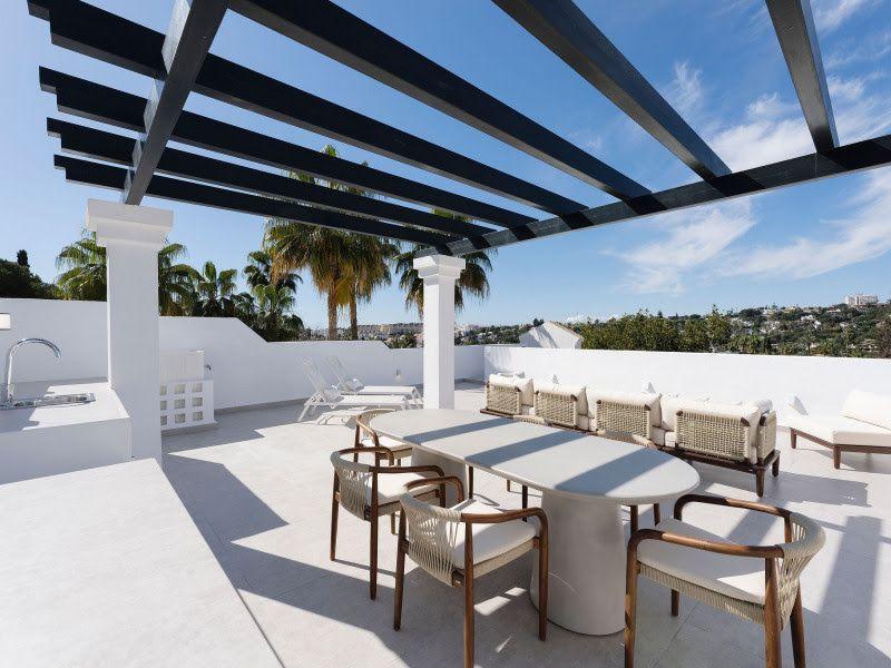 Apartment Penthouse in Nueva Andaluc&iacute;a