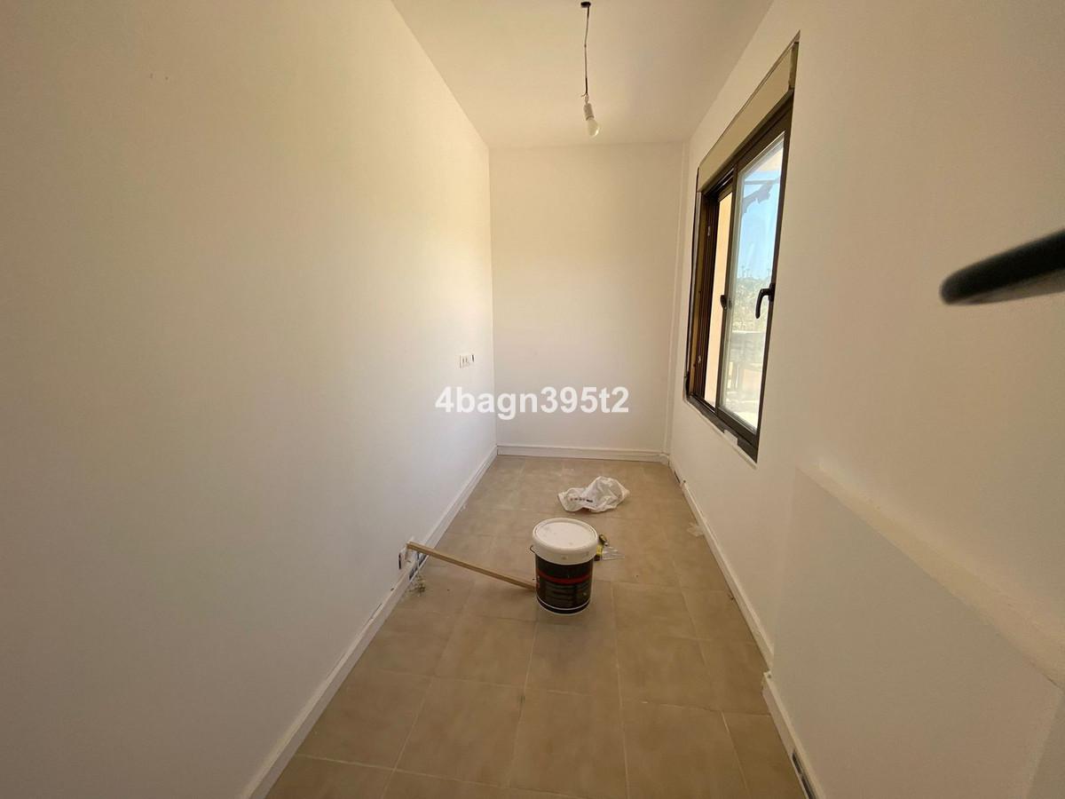 Apartment Middle Floor in El Faro