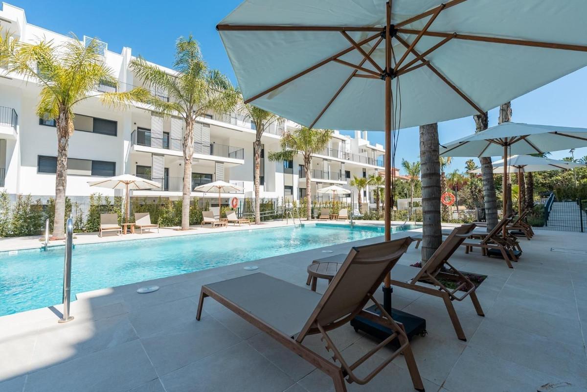 Apartment Middle Floor in Estepona